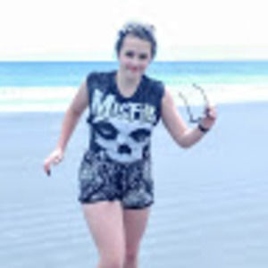 Meet your Posher, Abby